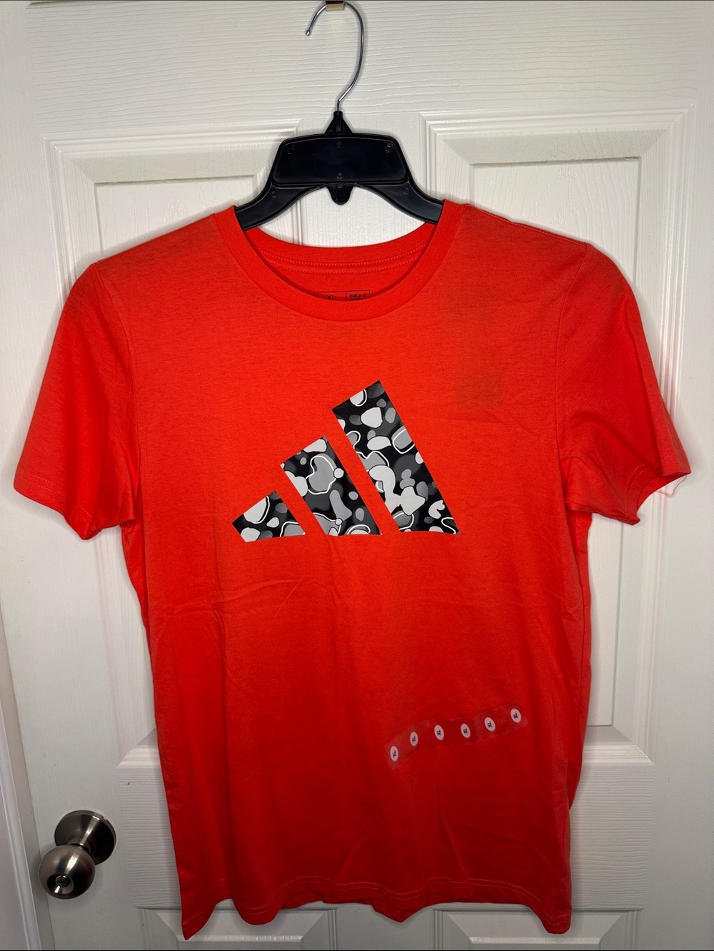 NWT Boys Adidas Red Graphic Logo Tee
